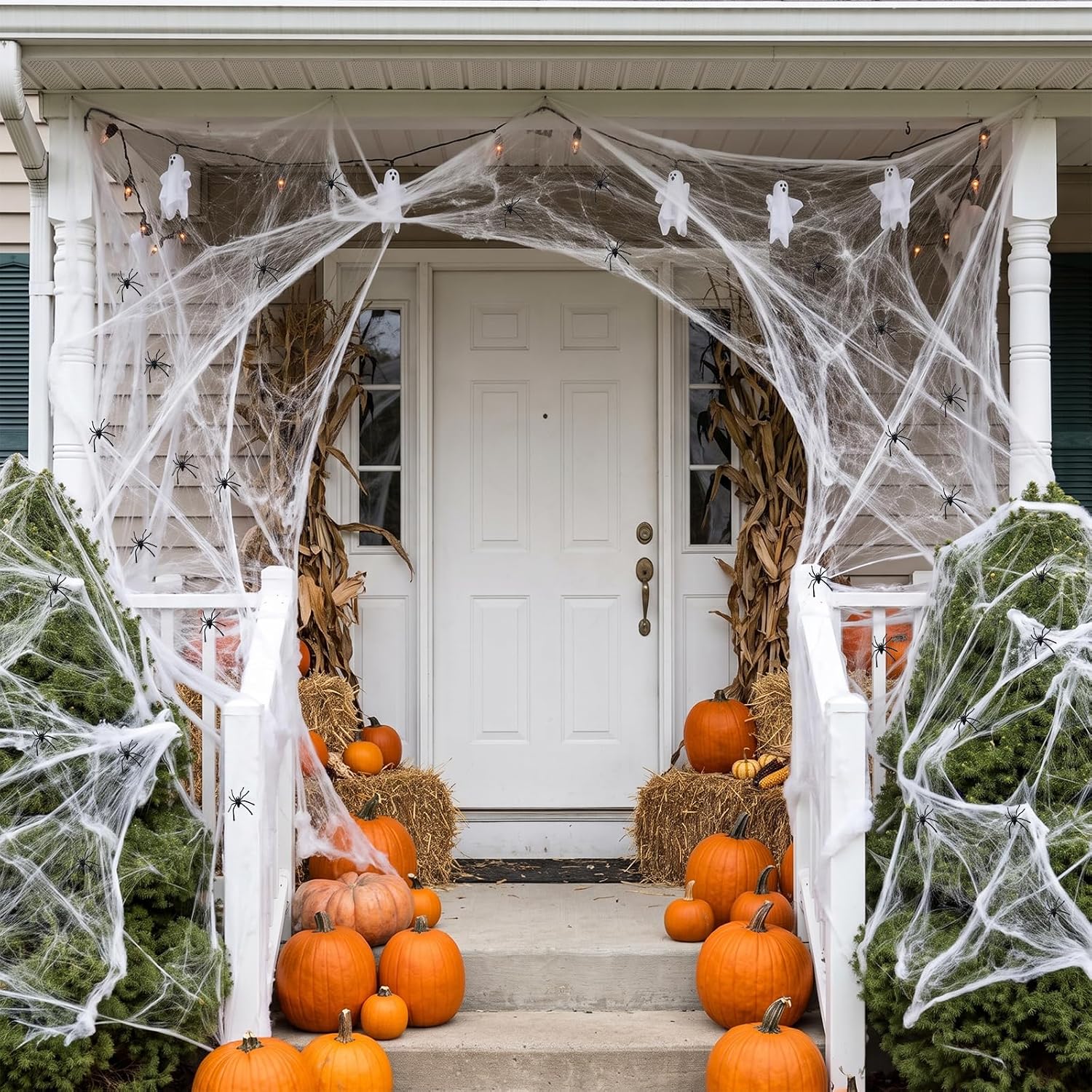 Halloween Spider Web with 30 Fake Spiders